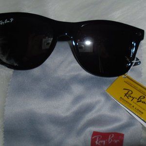 Ray Ban Wayfarers Sunglasses